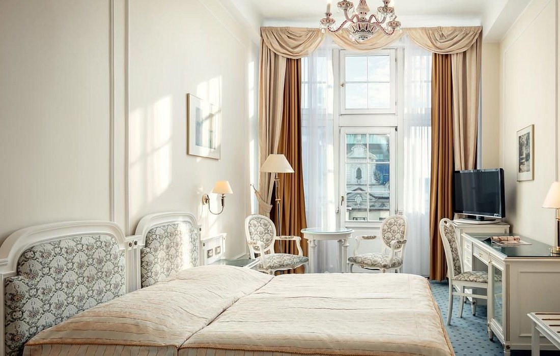 Hotel Ambassador – Zlatá Husa
